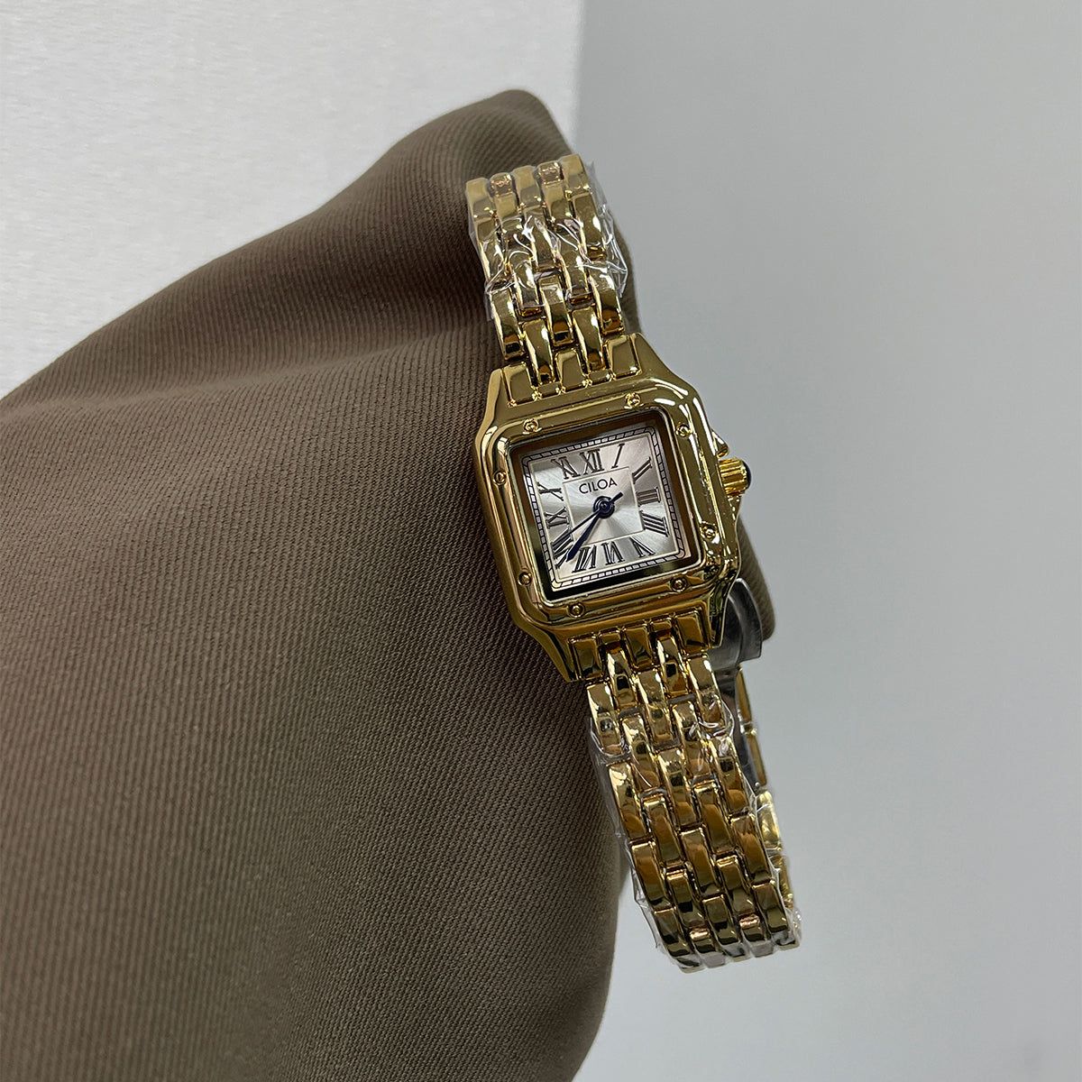 CILOA Women Quartz Watch 623golden