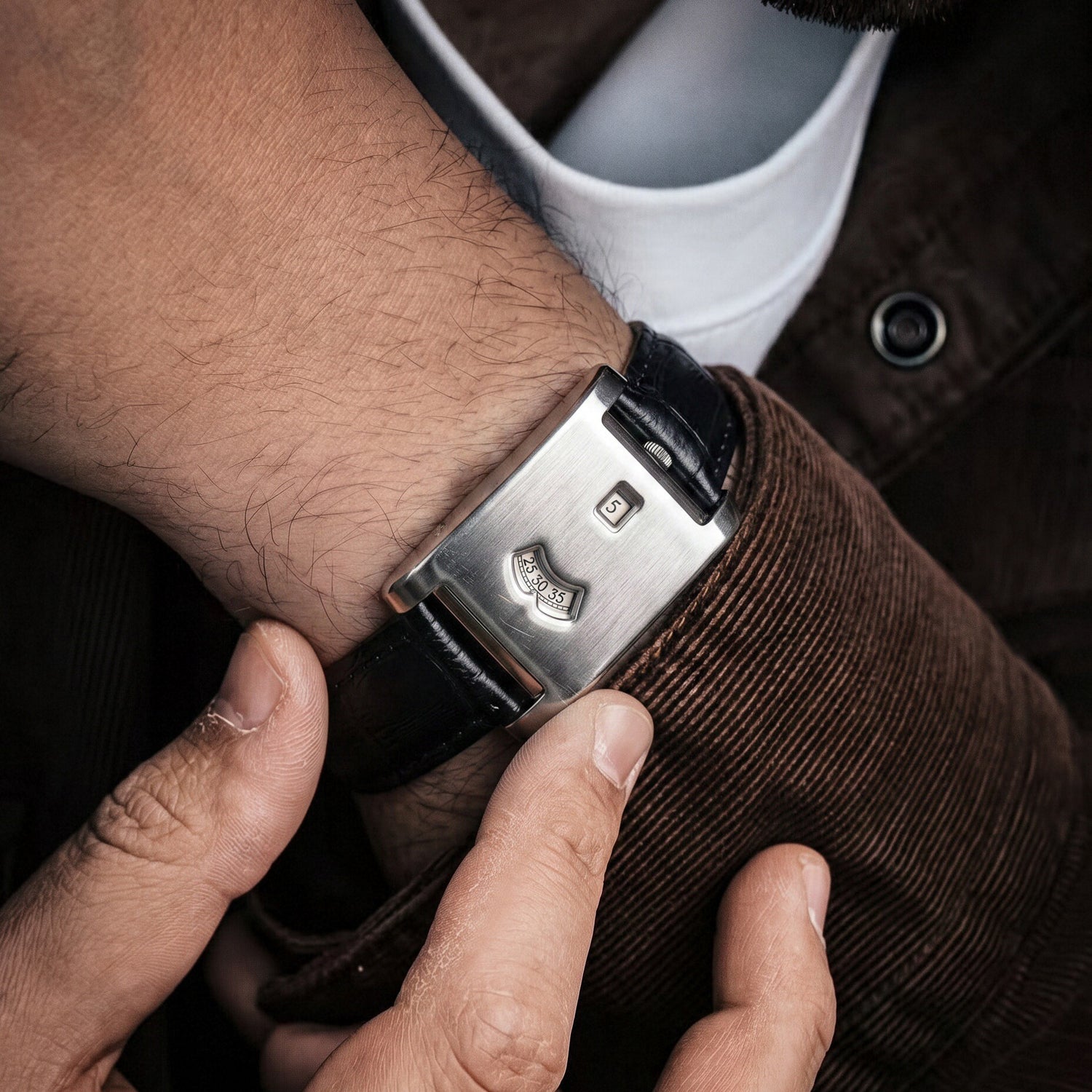 CILOA Men Quartz Watch 522black-silvery