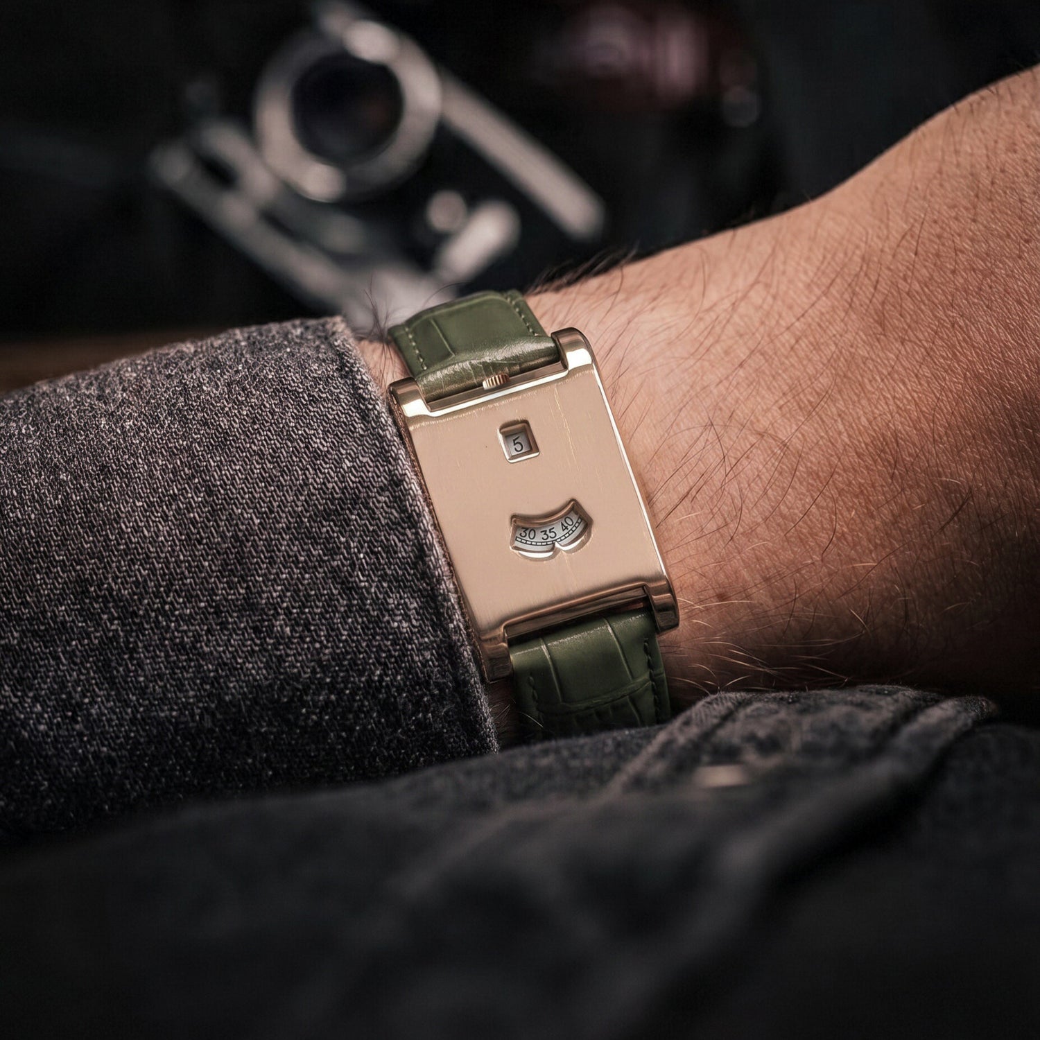 CILOA Men Quartz Watch 522green-golden